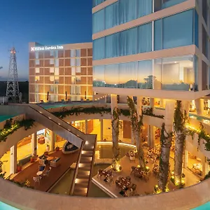 Hilton Garden Airport קנקון